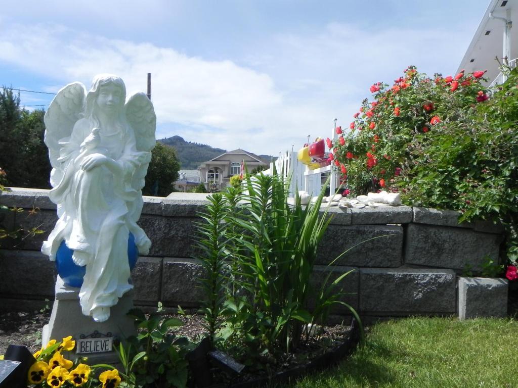 Destiny Beach Resort Osoyoos Dış mekan fotoğraf