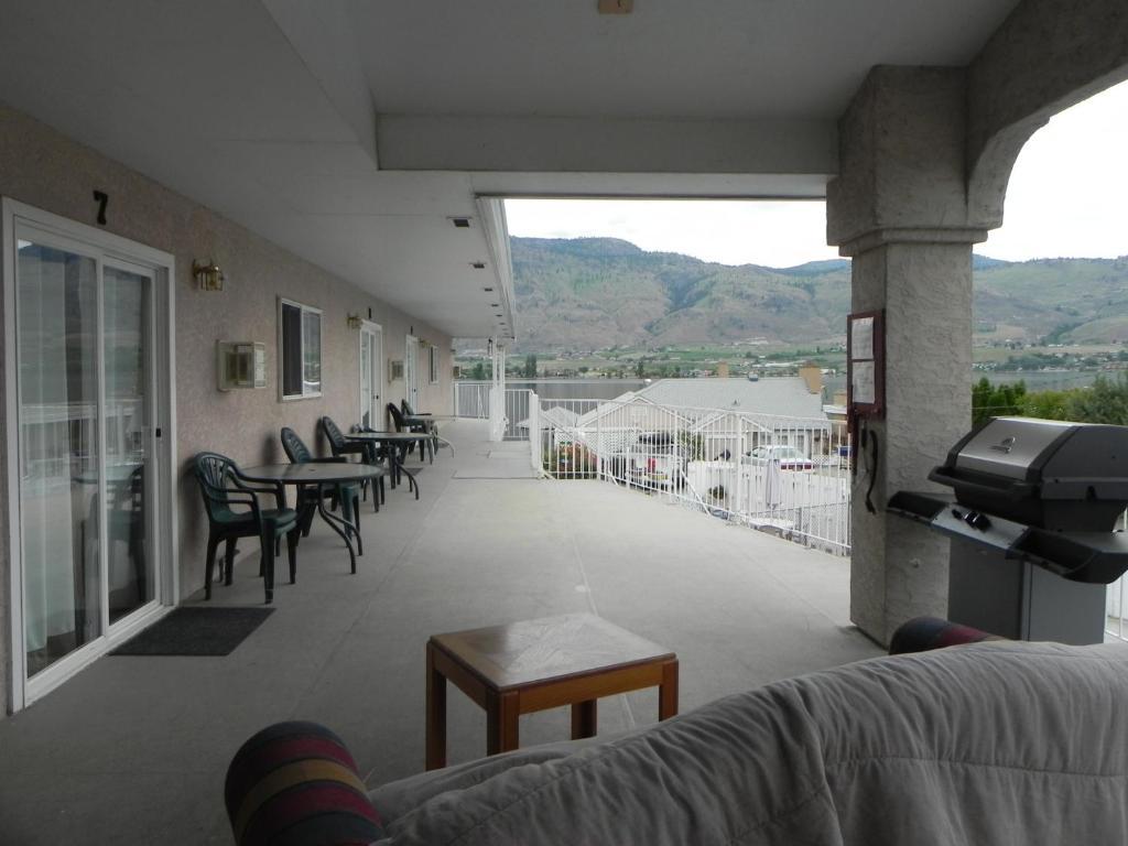 Destiny Beach Resort Osoyoos Dış mekan fotoğraf