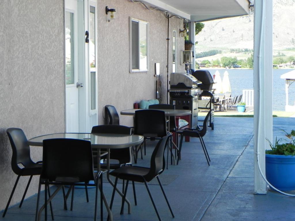Destiny Beach Resort Osoyoos Oda fotoğraf